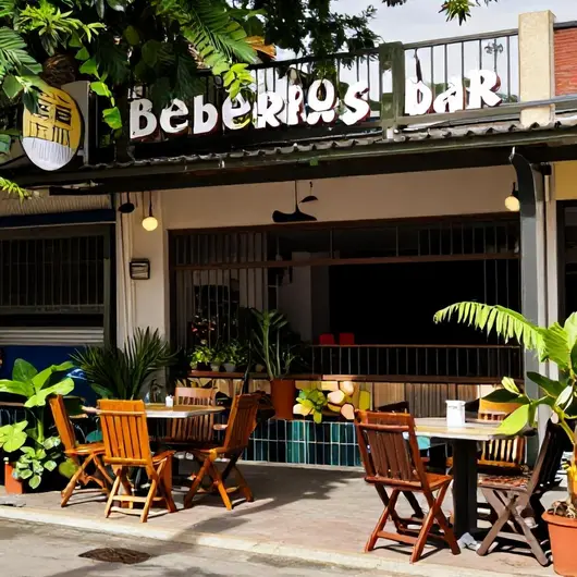 Bebericos Bar: O Destino Perfeito para um Pit Stop em João Pessoa