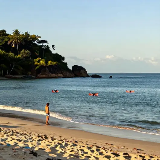 Descubra a Praia De Coqueirinho