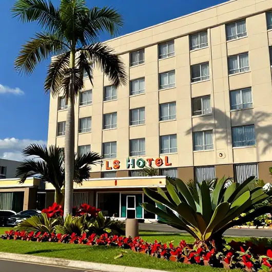 Descubra o LS Hotel
