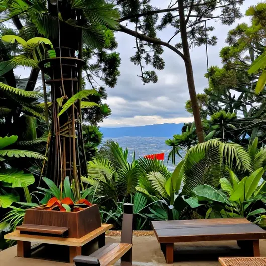 Mirante SkyBeach Tour Genève: Seu Refúgio em Meio à Natureza
