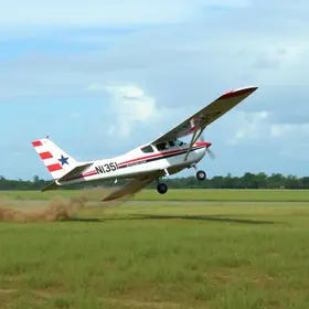 avião de pequeno porte